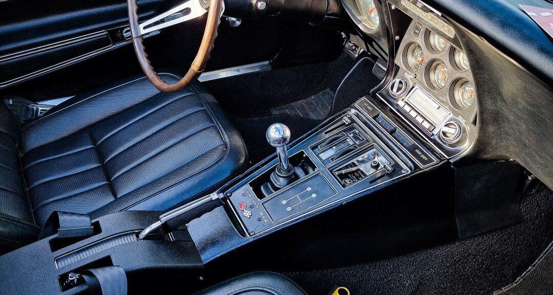Chevrolet Corvette C3 1968 Interior