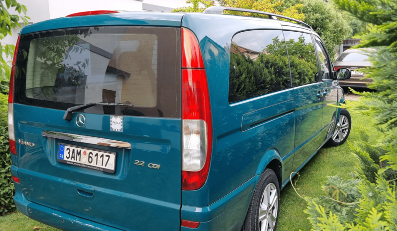 
								2008 Mercedes Viano plné									