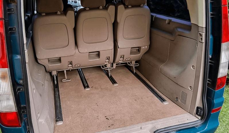 
								2008 Mercedes Viano plné									