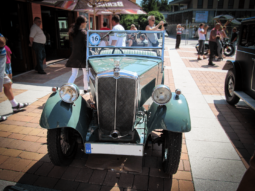 
										1934 Morris Minor plné									