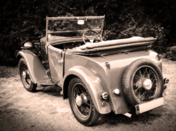 
										1934 Morris Minor plné									