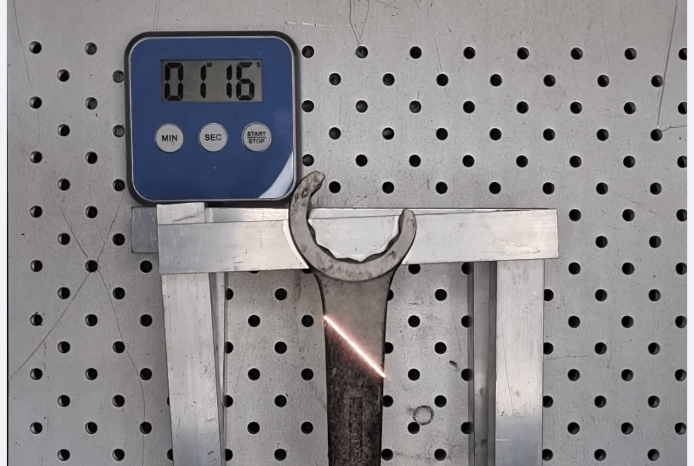 
								J&D Laser Desing: řezání, gravírování, značení plné									