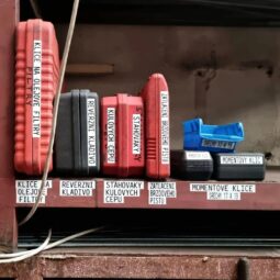 Self-Servis: Opičákova Dílna