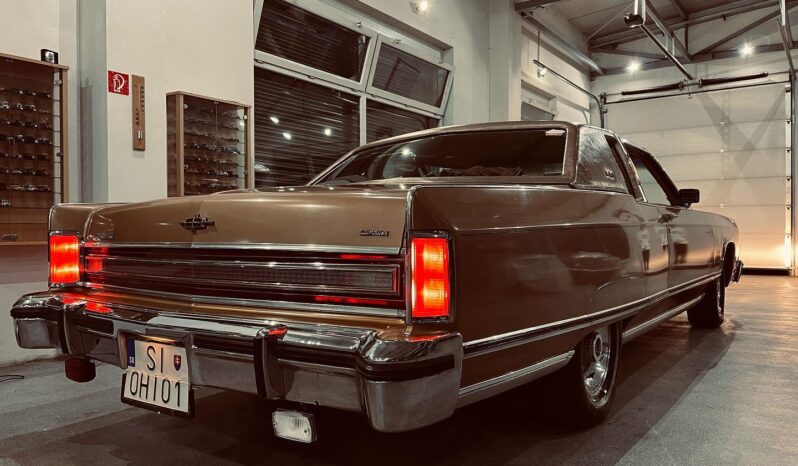 1976 Lincoln Continental Town Coupé
