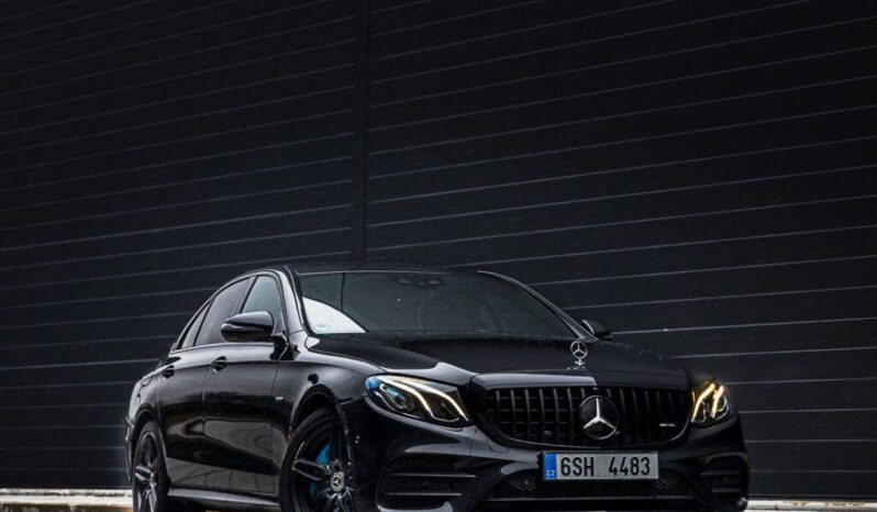 
								Nafotím vám jakékoliv auto plné									