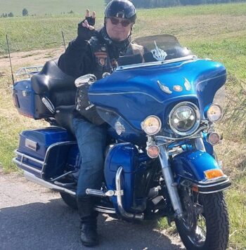 Řidič všech skupin, profesní průkaz, 2.5mil. km praxe