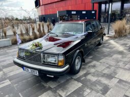 
										1977 Volvo 264TE plné									