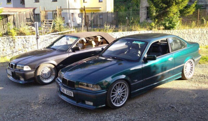 
								1995 BMW E36 plné									