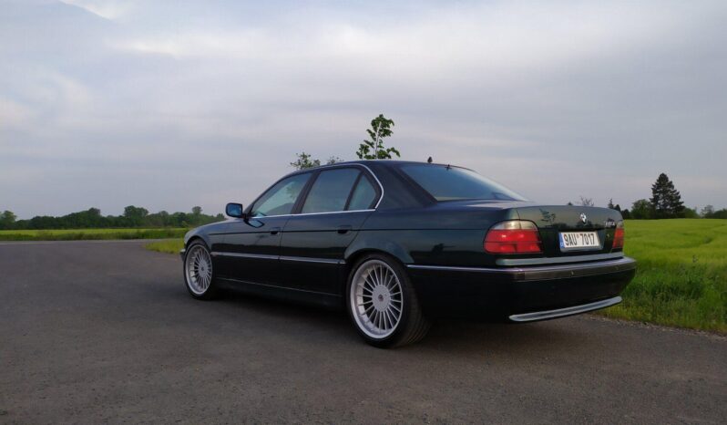 
								1997 BMW e38 740i plné									