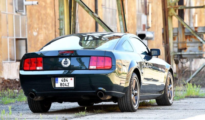 
								2008  Ford Mustang plné									