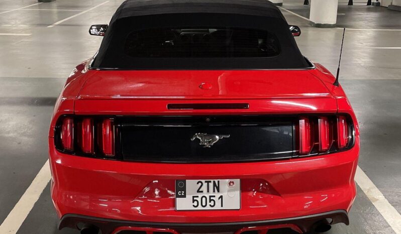 
								2016  Ford Mustang plné									