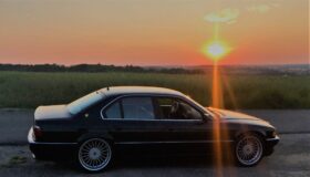 1997 BMW e38 740i