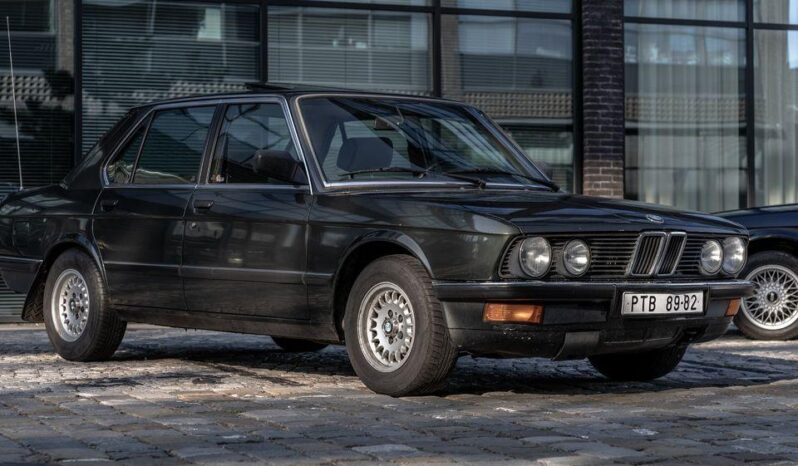 
								1985 BMW 525I E28 plné									