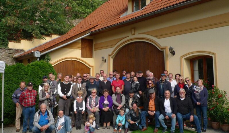 
								Veteran Car Club Praha plné									