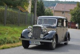 1937 Daimler EL24