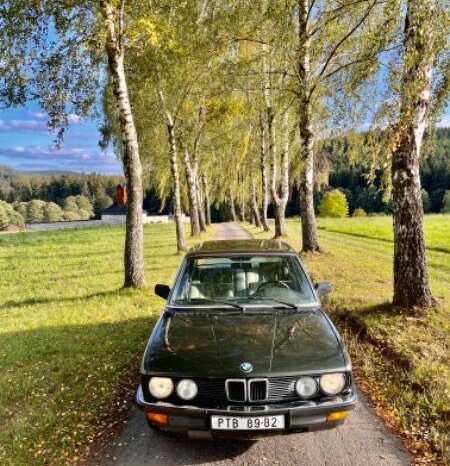 
								1985 BMW 525I E28 plné									