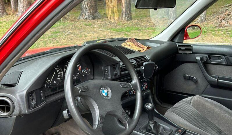 
								1990 BMW e34 525i plné									