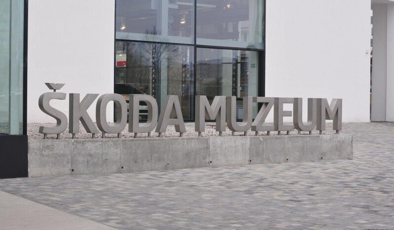 Škoda Muzeum Retroride: Veterány, Historická, Klasická I Sportovní Auta.