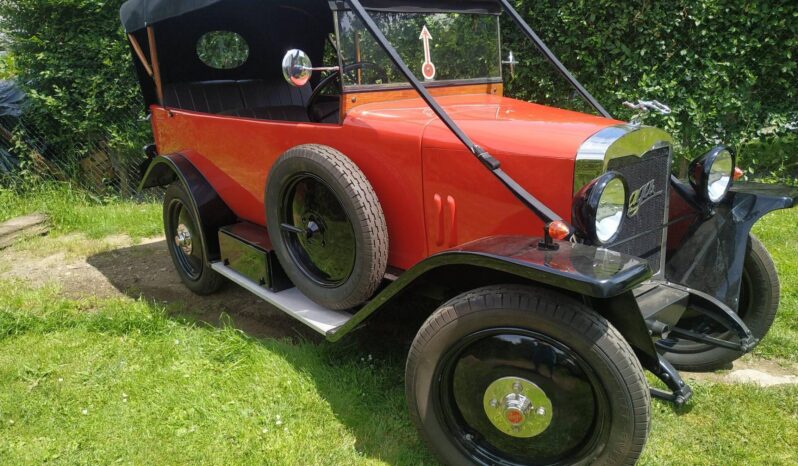 
								Čalounění a střechy Lawrenowicz plné									