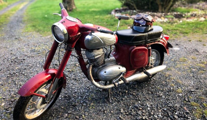 Jawa 250 Panelka Retroride: Veterány, Historická, Klasická I Sportovní Auta.