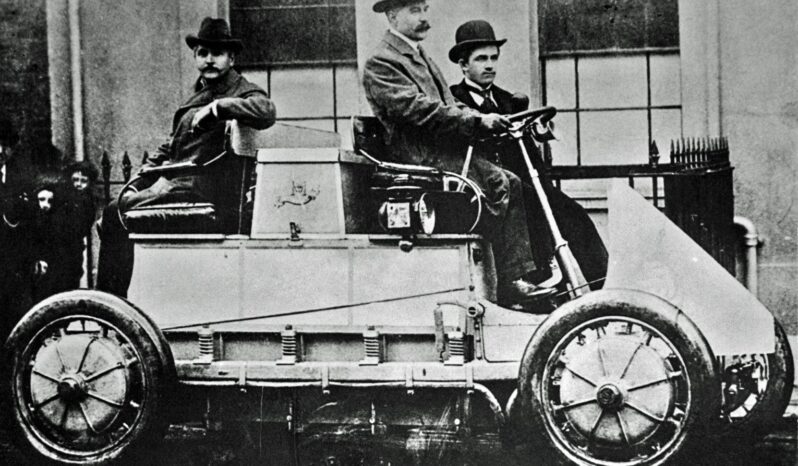 Rodný Dům Ferdinanda Porsche Retroride: Veterány, Historická, Klasická I Sportovní Auta.