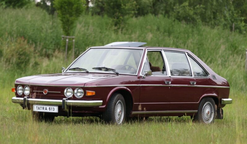 
								Tatra 613 chromka plné									