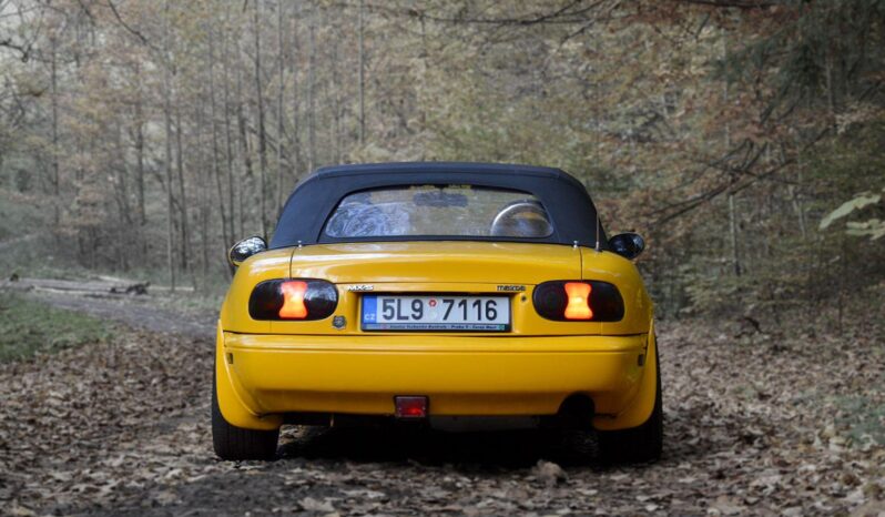 
								1995 Mazda MX5 plné									