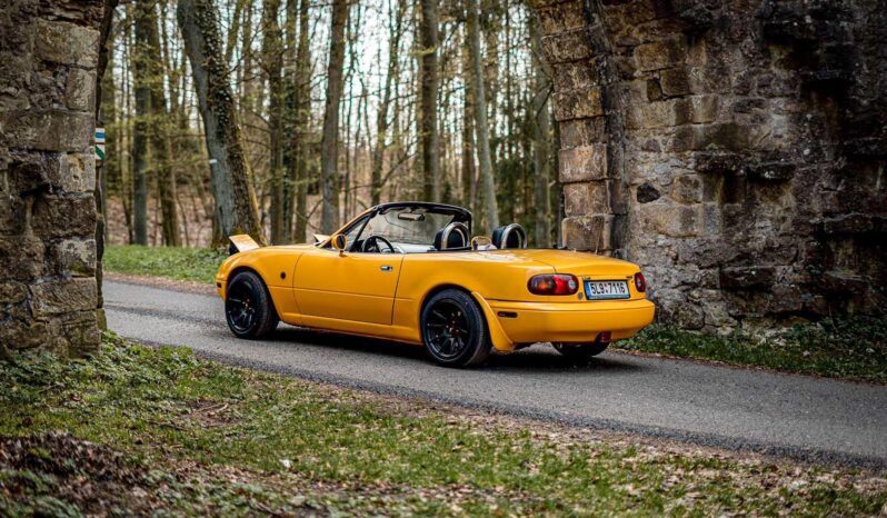 
								1995 Mazda MX5 plné									