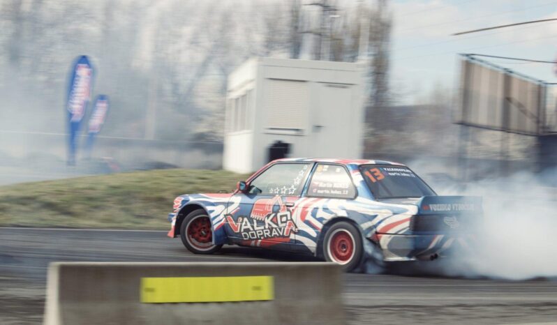 
								Fotograf/kameraman automotive plné									