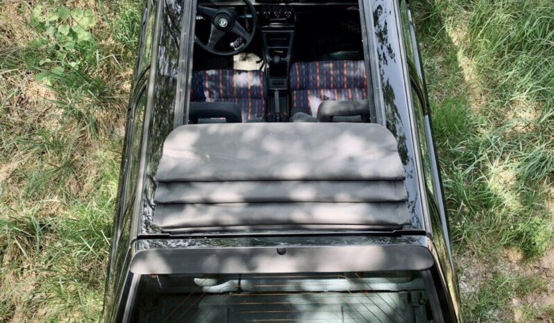 
								1993 Škoda Favorit GLX, edice Black Line plné									