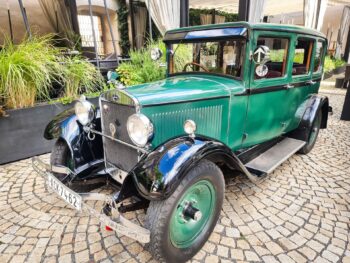 Historická Vozidla Z Čssr: Škoda 440 Karosa