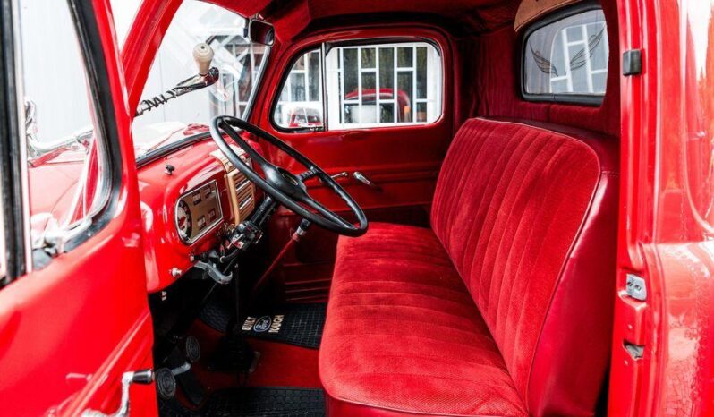 
								1948 Ford F3 PickUp plné									