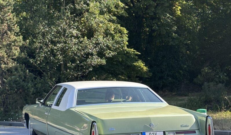 
								1974 Cadillac deVille coupe plné									