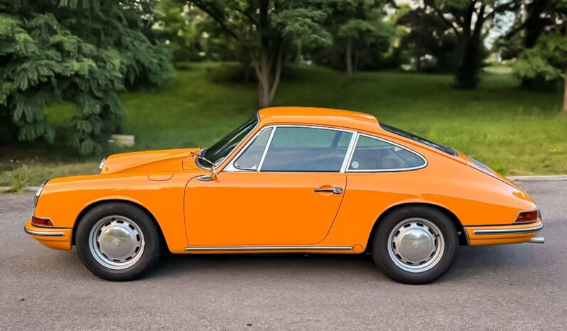 
								1968 Porsche 912 plné									