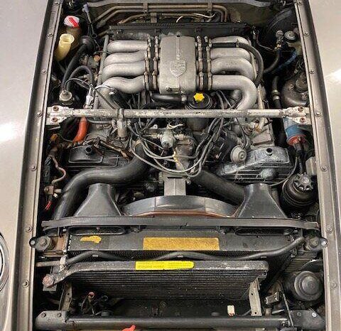 
								1983 Porsche 928 plné									