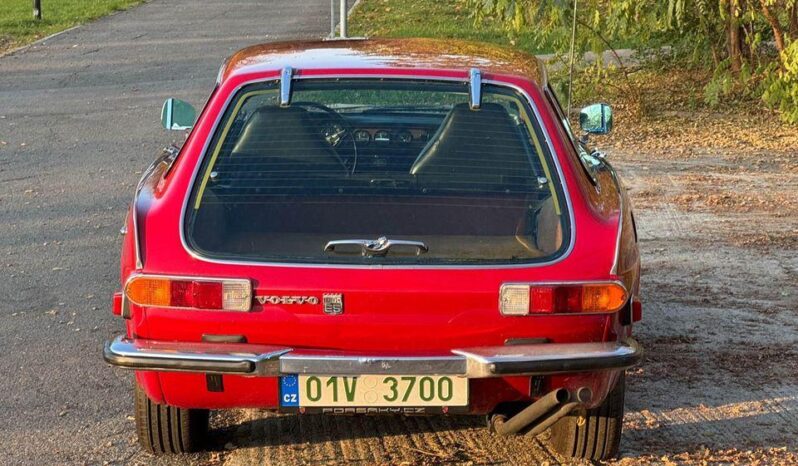 
								1973 Volvo 1800 ES plné									