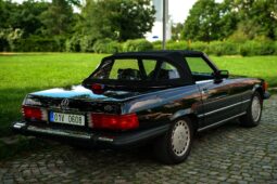 
										1986 Mercedes 560 SL plné									