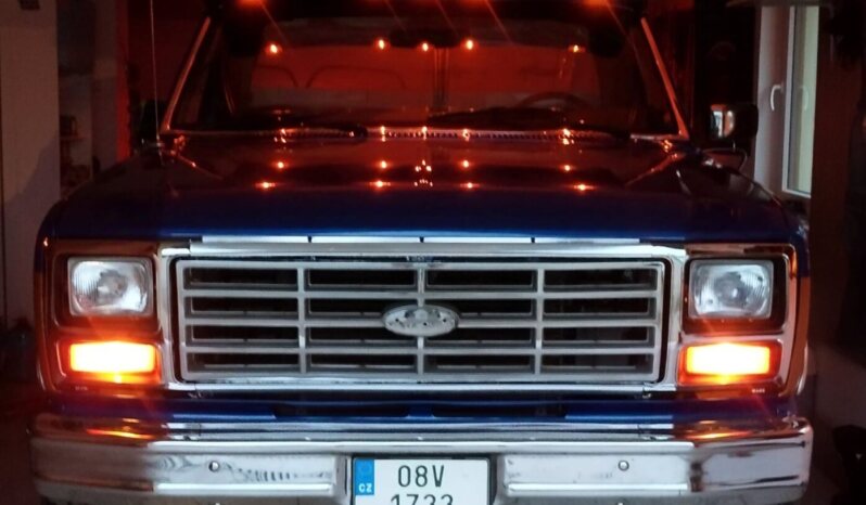 
								1986 Ford F150 plné									