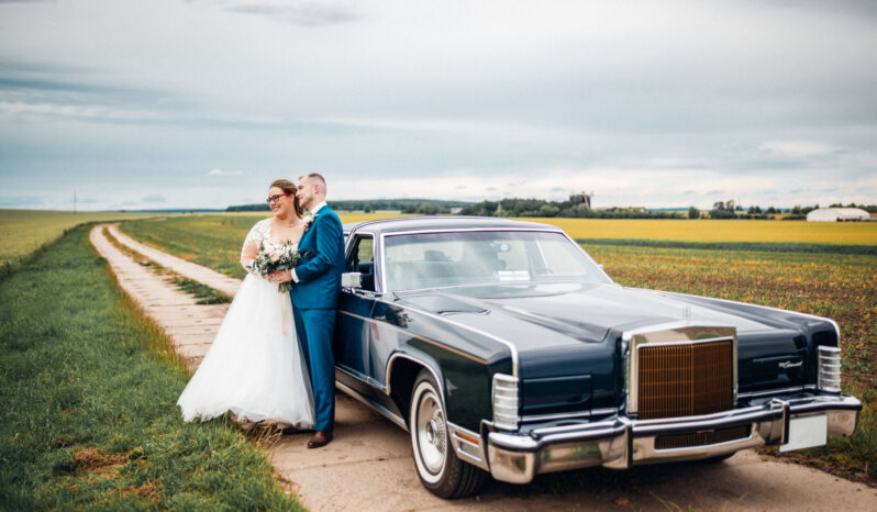 
								1979 Lincoln Continental plné									