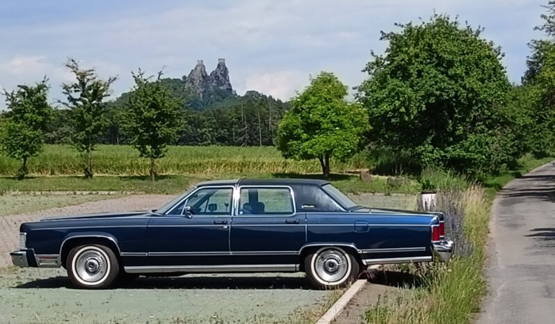 
								1979 Lincoln Continental Collectors Series plné									