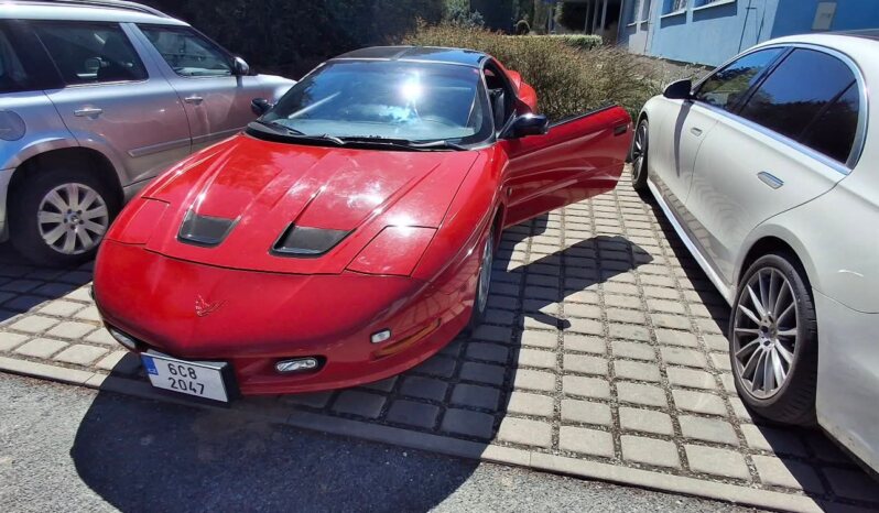 
								1994 Pontiac Firebird plné									