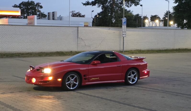 
								2001 Pontiac Firebird TransAm plné									