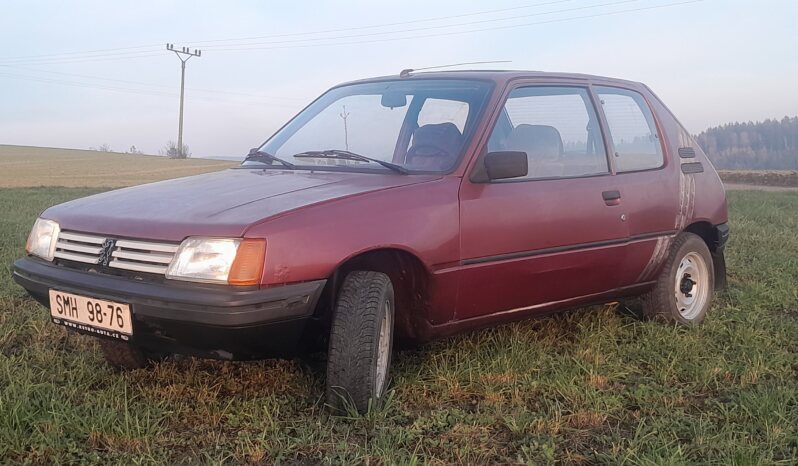 
								1986 Peugeot 205 D plné									