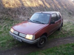 
										1986 Peugeot 205 D plné									
