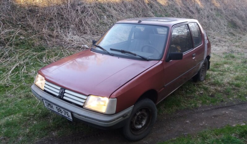 
								1986 Peugeot 205 D plné									