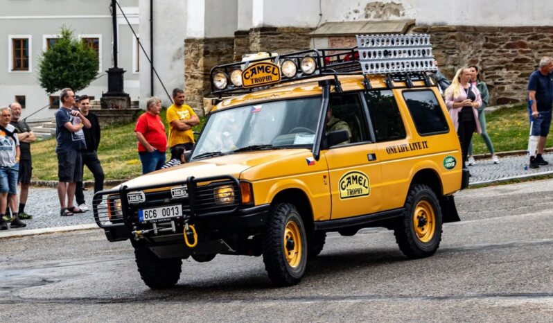 
								1991 LandRover Discovery Camel Trophy plné									