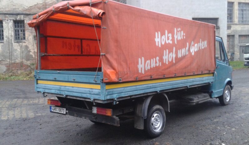 
								1994 Mercedes-Benz 208 D plné									