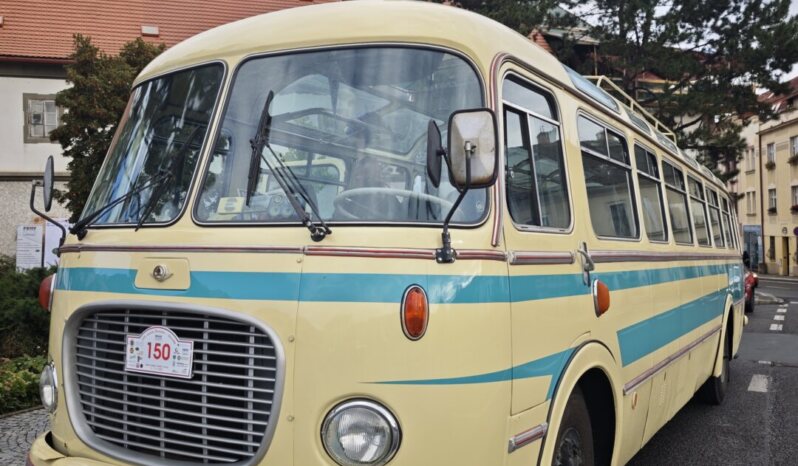 
								1971 Škoda 706 RTO LUX plné									