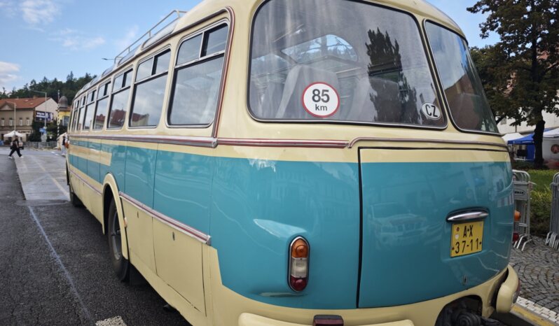 
								1971 Škoda 706 RTO LUX plné									