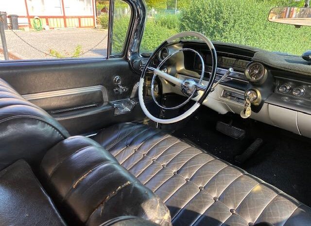 
								Cadillac serie 62 rok 1959 plné									